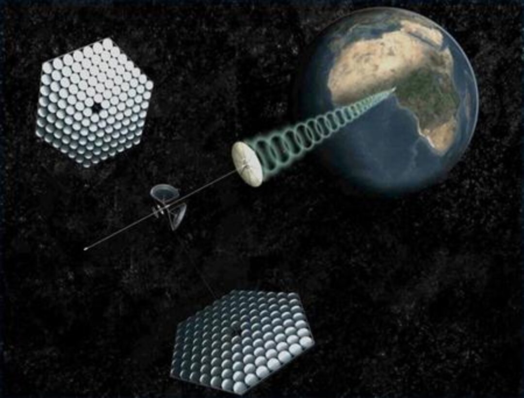 Trung Quốc hé lộ tiềm năng quân sự từ nhà máy điện mặt trời không gian - Ảnh 1.