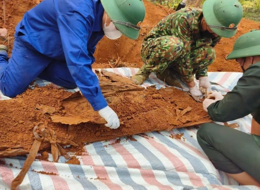 Quảng Trị: Phát hiện thêm hài cốt liệt sĩ kèm di vật  ở khe núi Cha Lỳ- Ảnh 2.