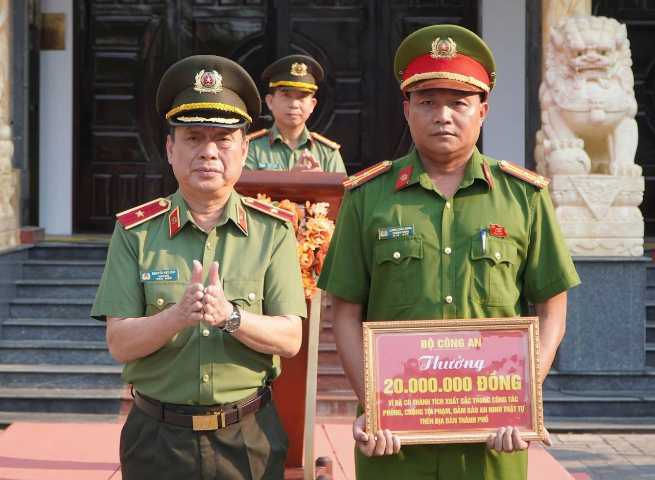 - Ảnh 4. - Ảnh 4.