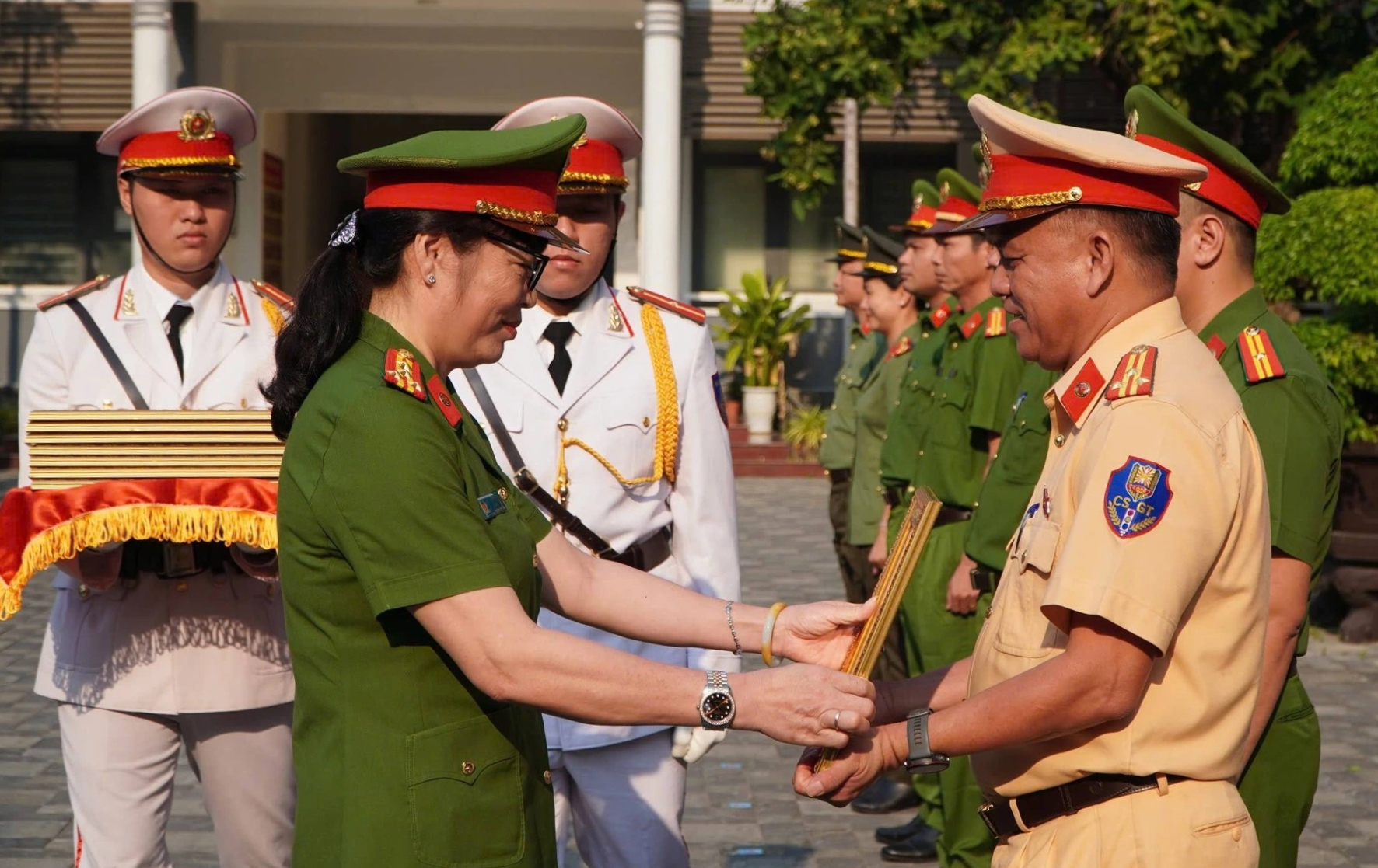 - Ảnh 5. - Ảnh 5.