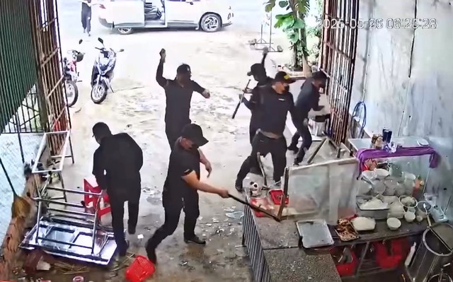 Nghiêm cấm đòi nợ bằng vũ lực, quấy rối, xúc phạm…- Ảnh 1.