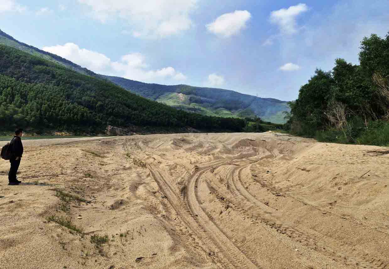 Cát sông Thu Bồn bị 'rút ruột' giữa đêm- Ảnh 6.