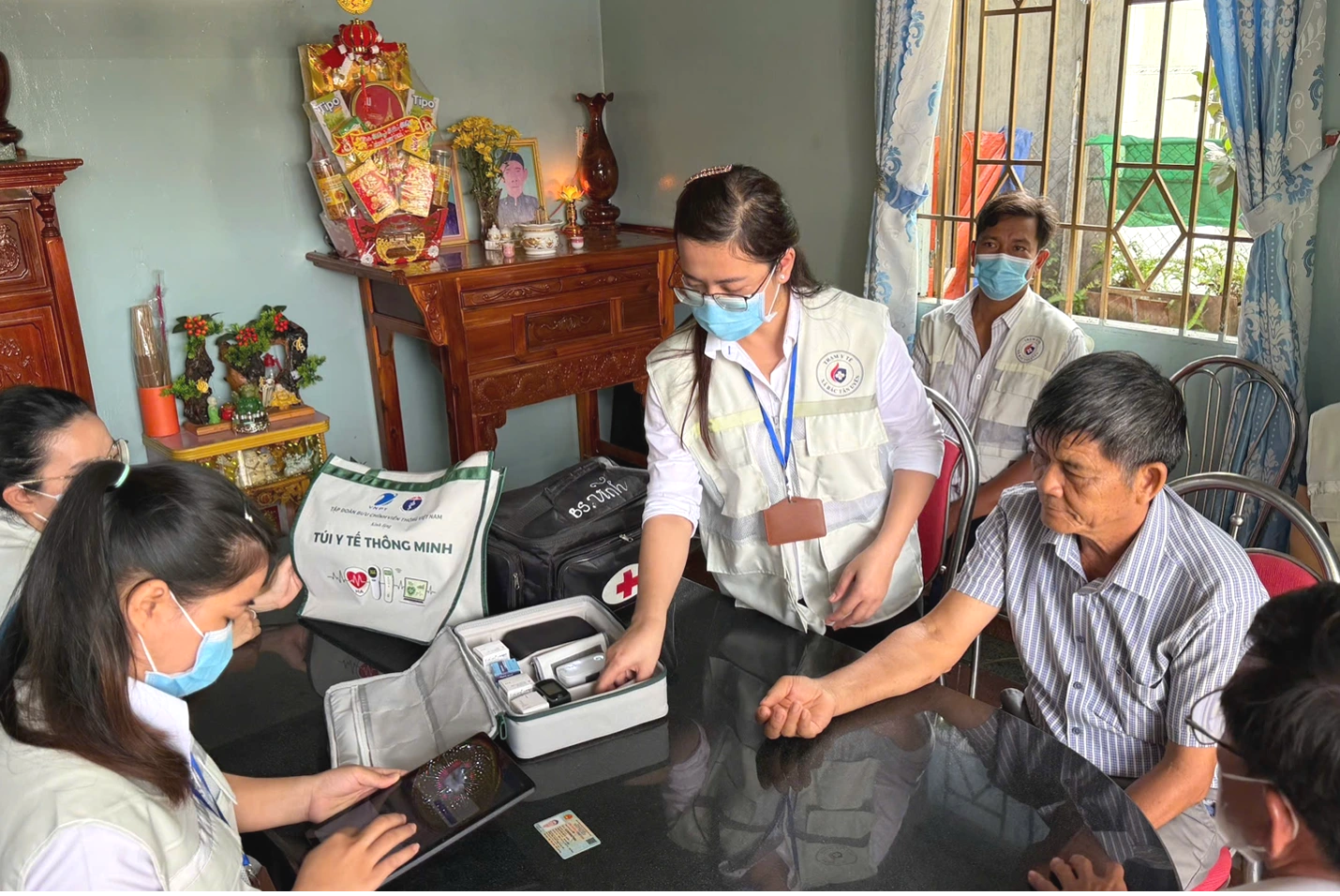 TP.HCM: Người dân xã Hiệp phước, Đất Đỏ, Bắc Tân Uyên đã có bác sĩ gia đình - Ảnh 1.