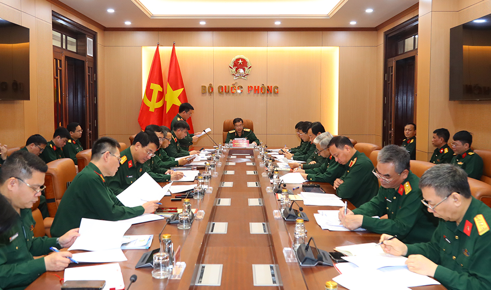 Bộ Quốc phòng chỉ đạo đẩy nhanh tiến độ sản xuất hàng loạt xe quân sự- Ảnh 1.