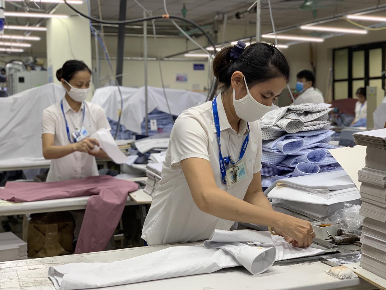 Công đoàn lấy ý kiến hoán đổi ngày nghỉ Giỗ Tổ và 30 . 4 Năm 2026 - Ảnh 2. Công đoàn lấy ý kiến hoán đổi ngày nghỉ Giỗ Tổ và 30 . 4 Năm 2026 - Ảnh 2.