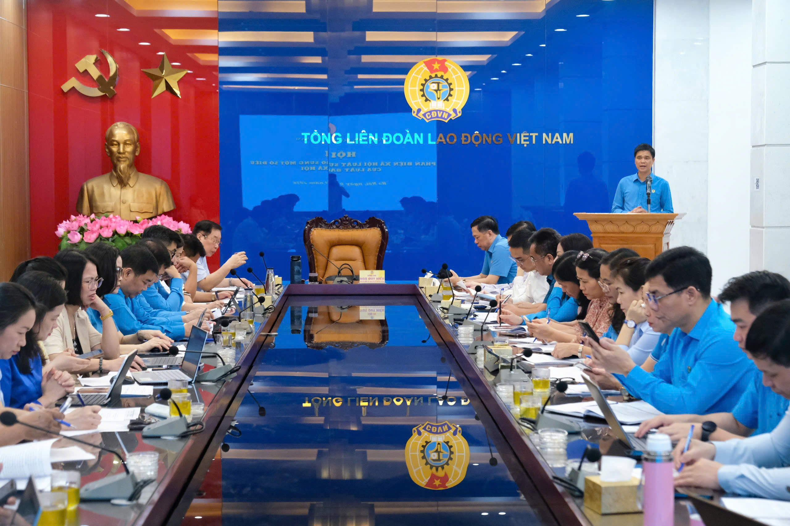 Có nên mở rộng 'kênh' đầu tư quỹ BHXH? - Ảnh 1.