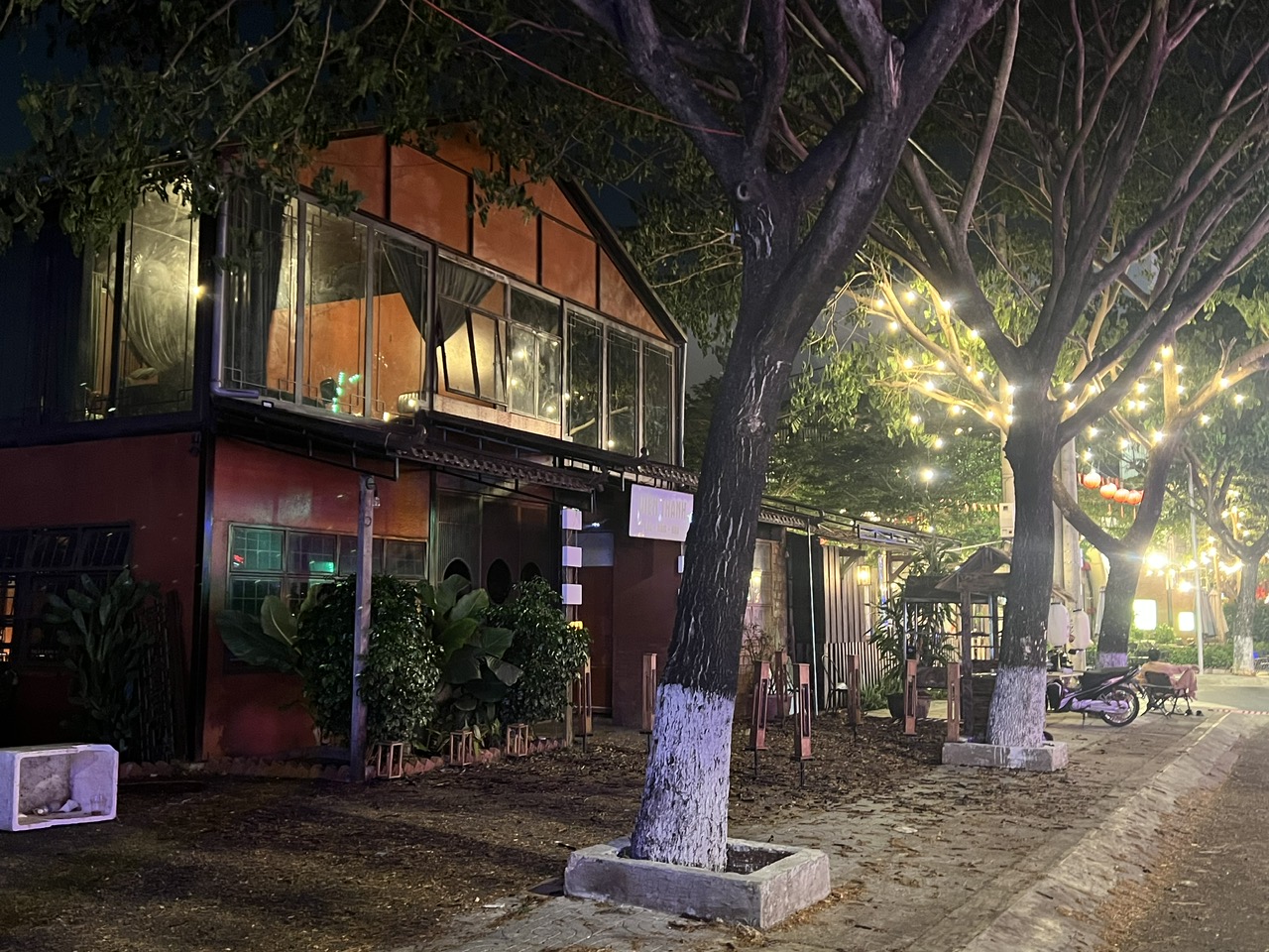 Phố đêm Chợ Nhỏ ở Pleiku: Thực trạng đáng buồn và nhu cầu thay đổi - Ảnh 7.