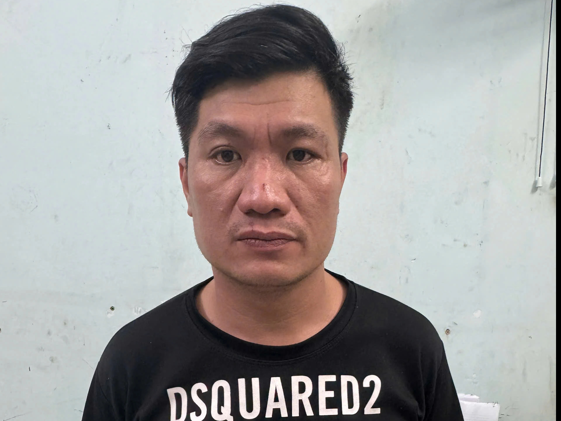 Hành hung người bán bánh bèo ở Quy Nhơn: Bắt khẩn cấp nghi phạm - Ảnh 1.