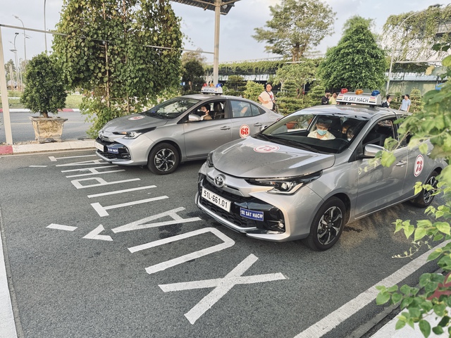 Từ 1.7, thi bằng lái ô tô được dùng xe điện, xác thực nhận diện khuôn mặt- Ảnh 1.