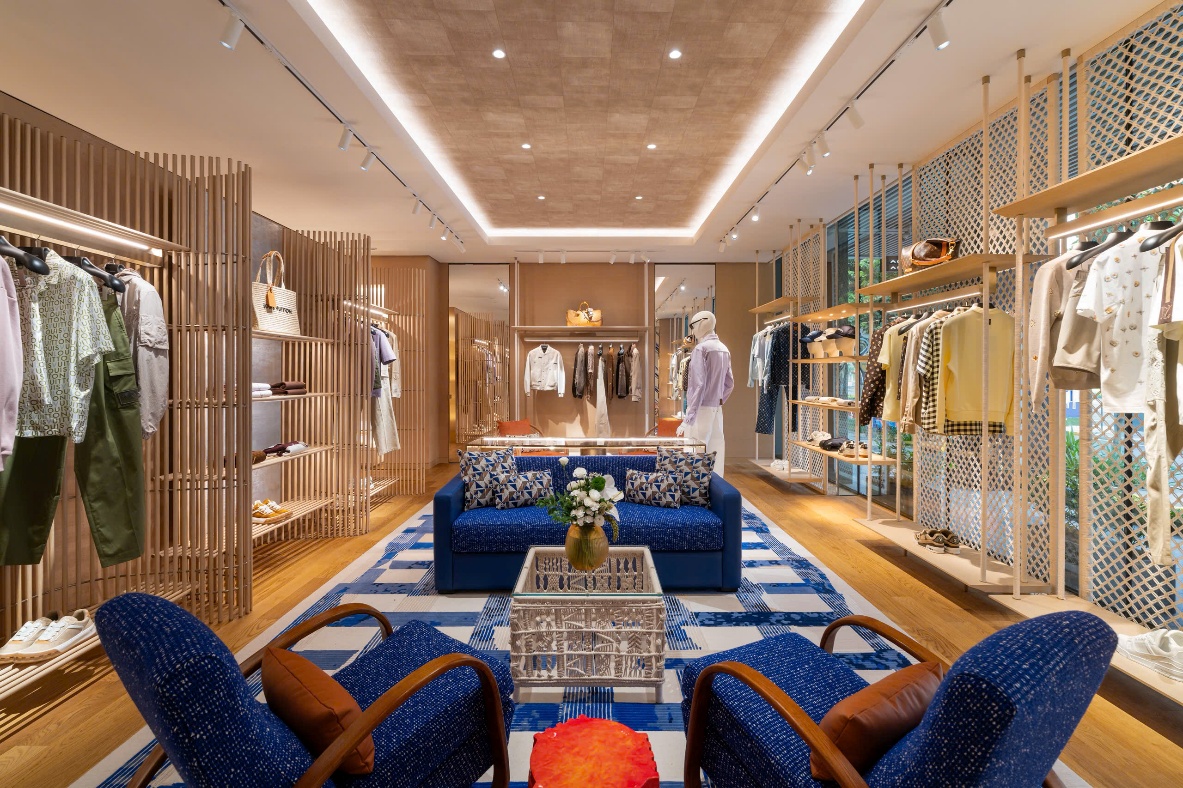 Louis Vuitton - Ảnh 3.