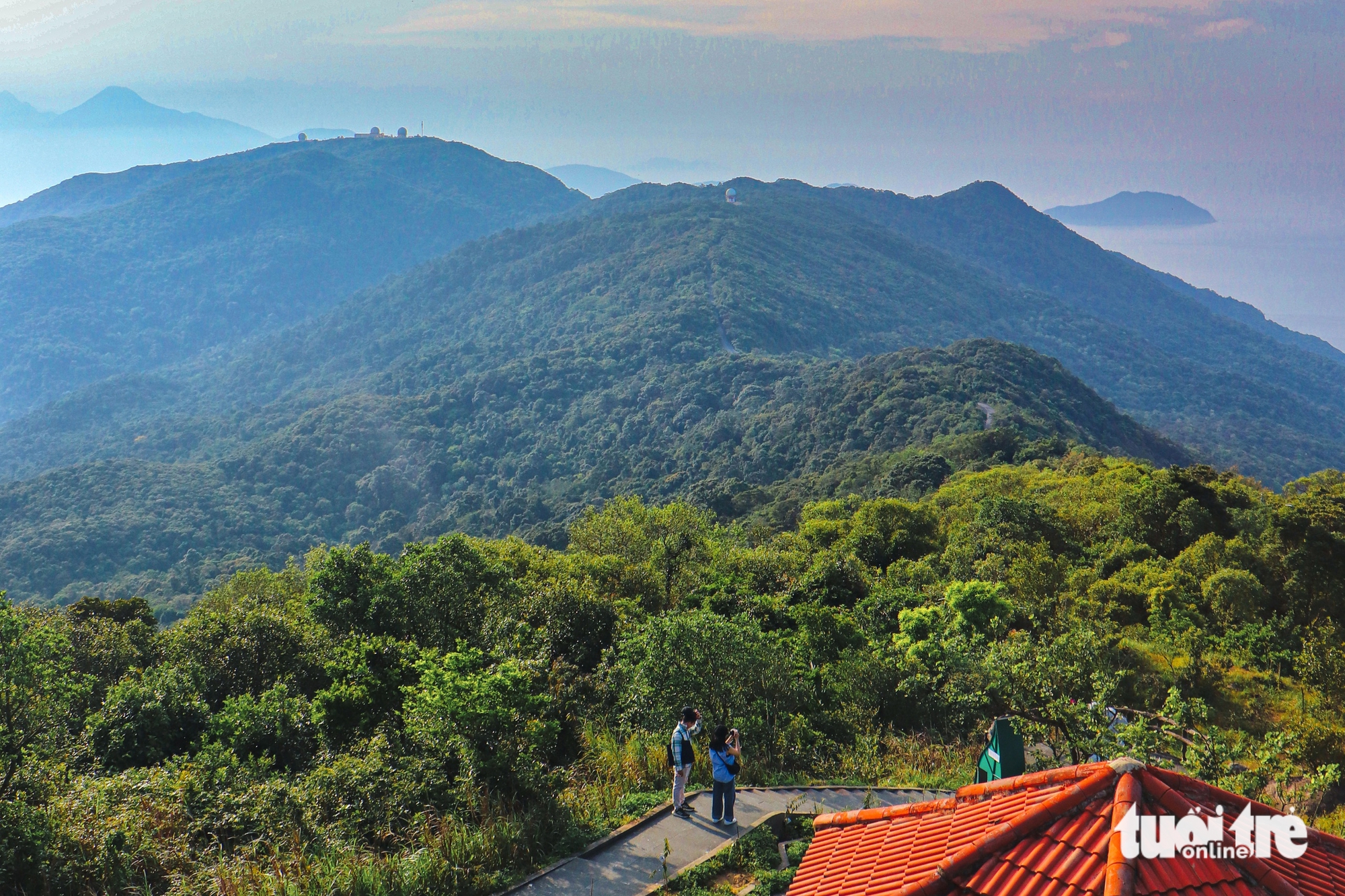 Bán đảo Sơn Trà - Điểm tránh nóng lý tưởng khi đến Đà Nẵng vào mùa hè - Ảnh 1.