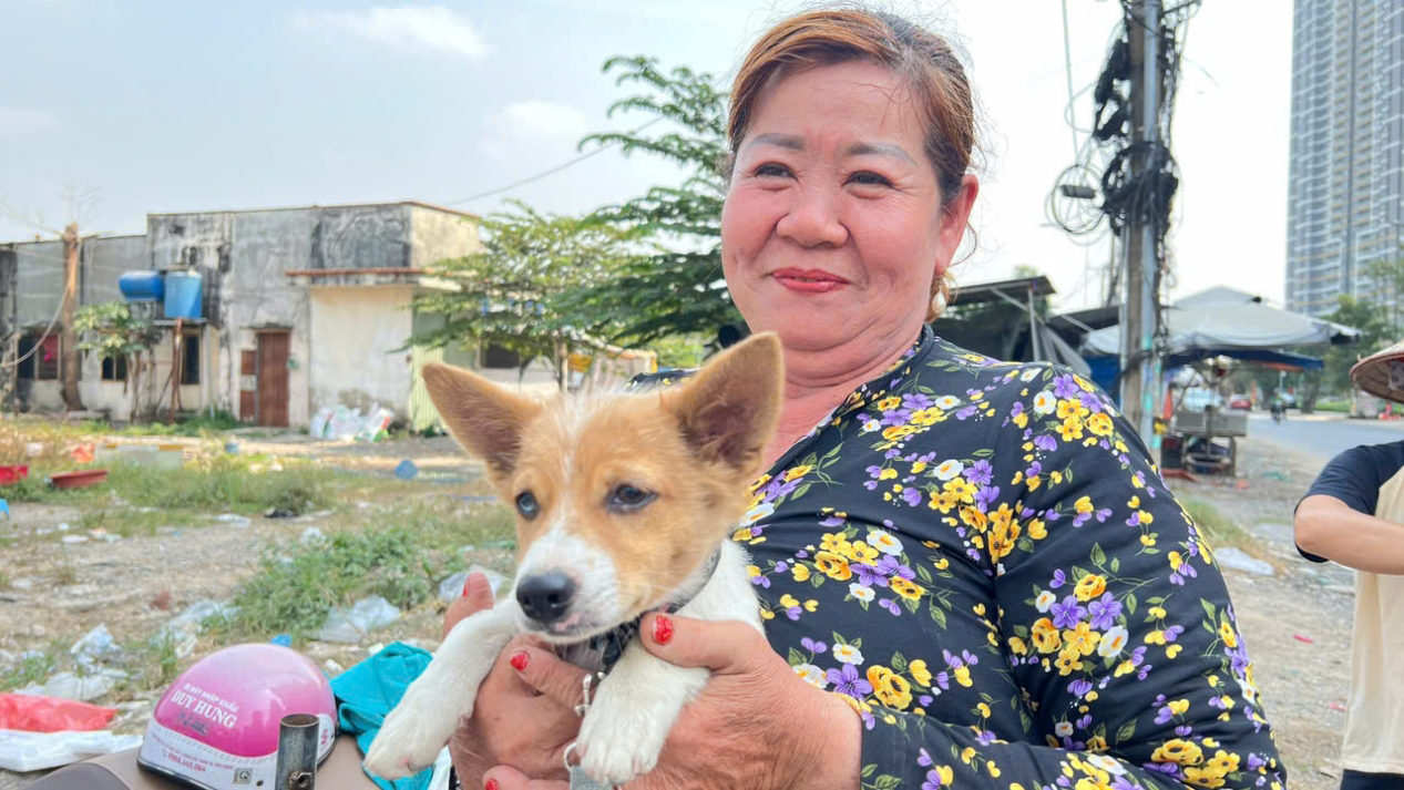 Tần tảo buôn bán 'du mục' theo công trình - Ảnh 2.