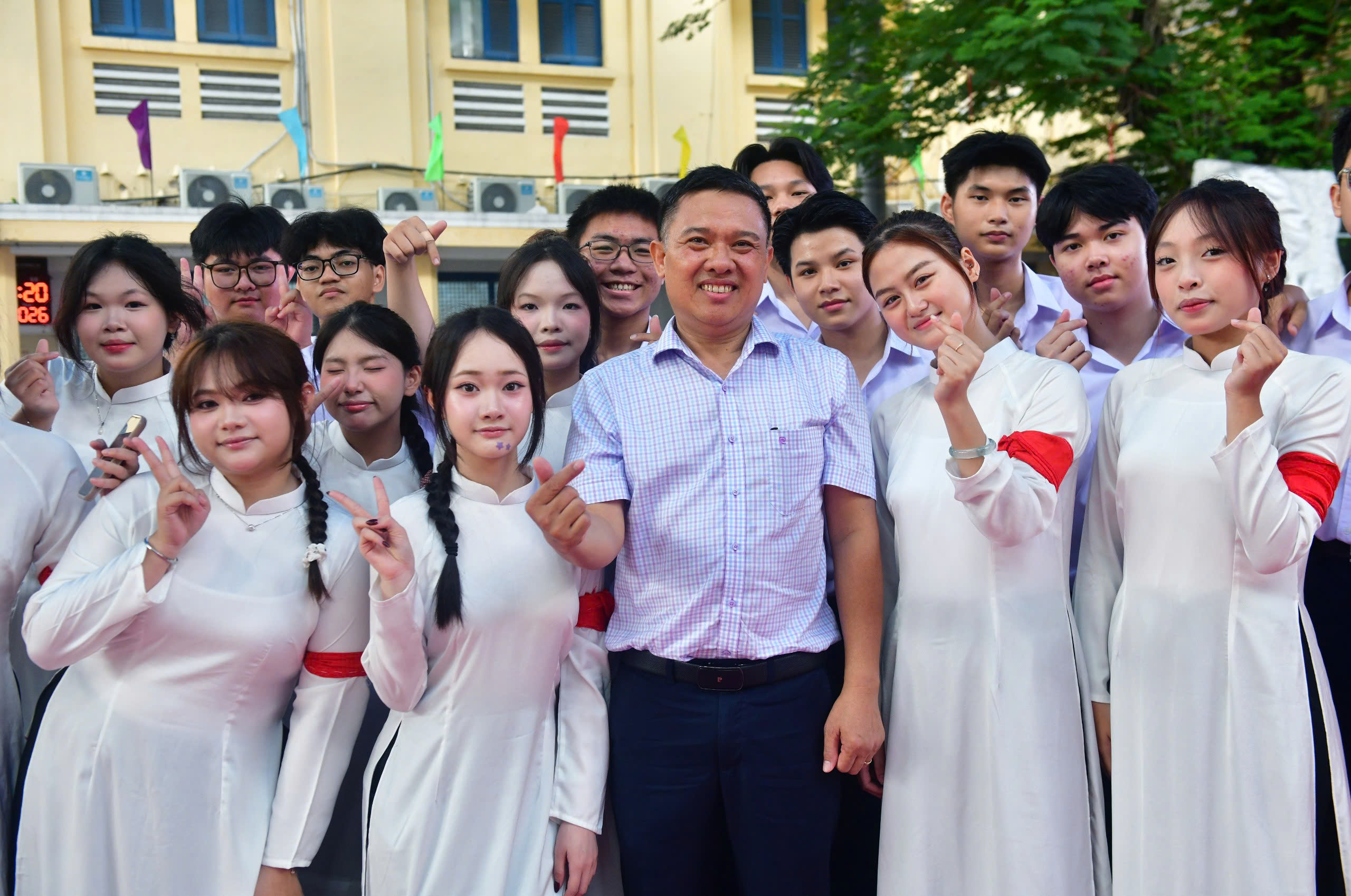 THPT Nguyễn Thị Diệu - Ảnh 3.