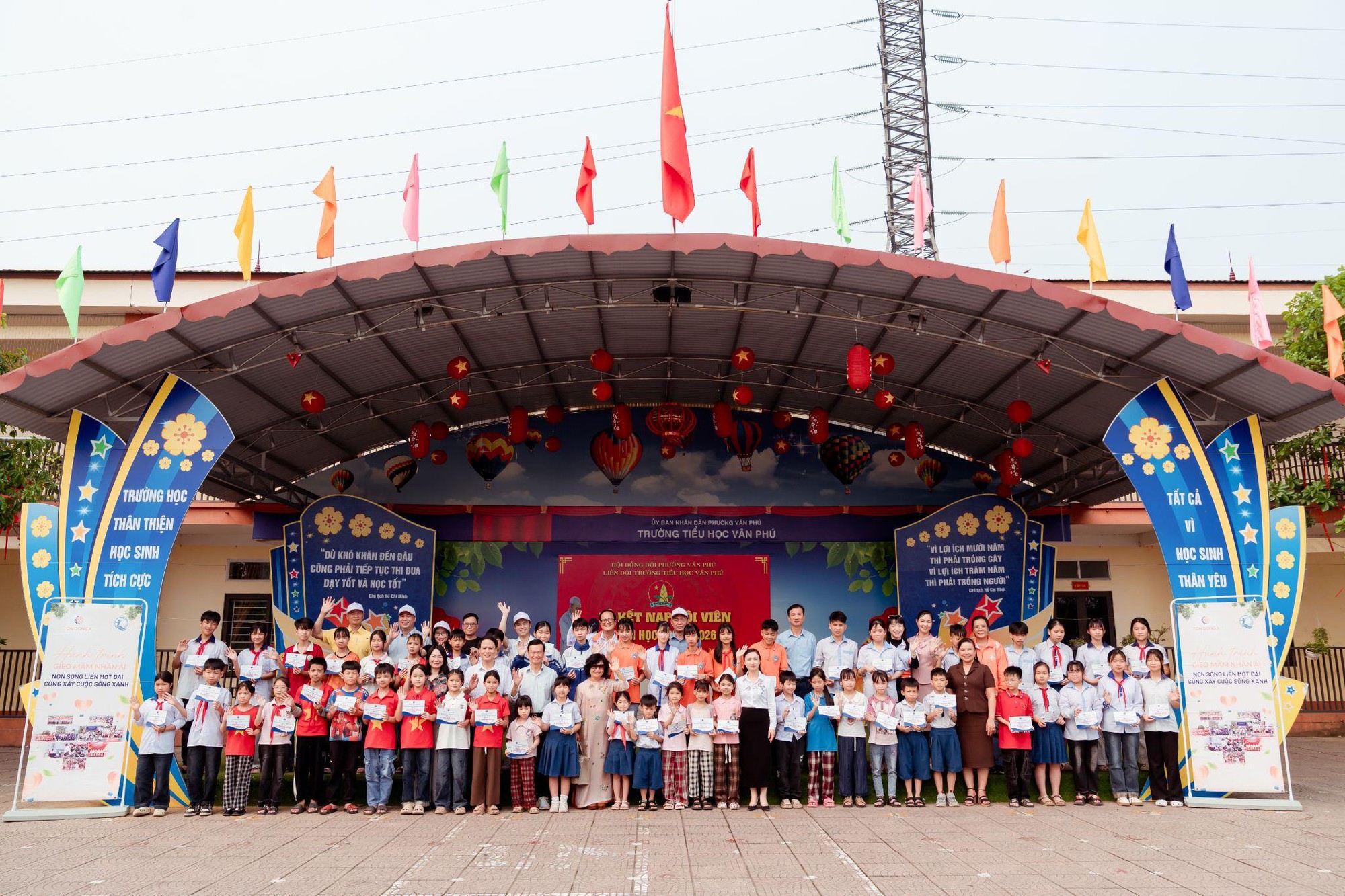 Tôn Đông Á - Ảnh 3.