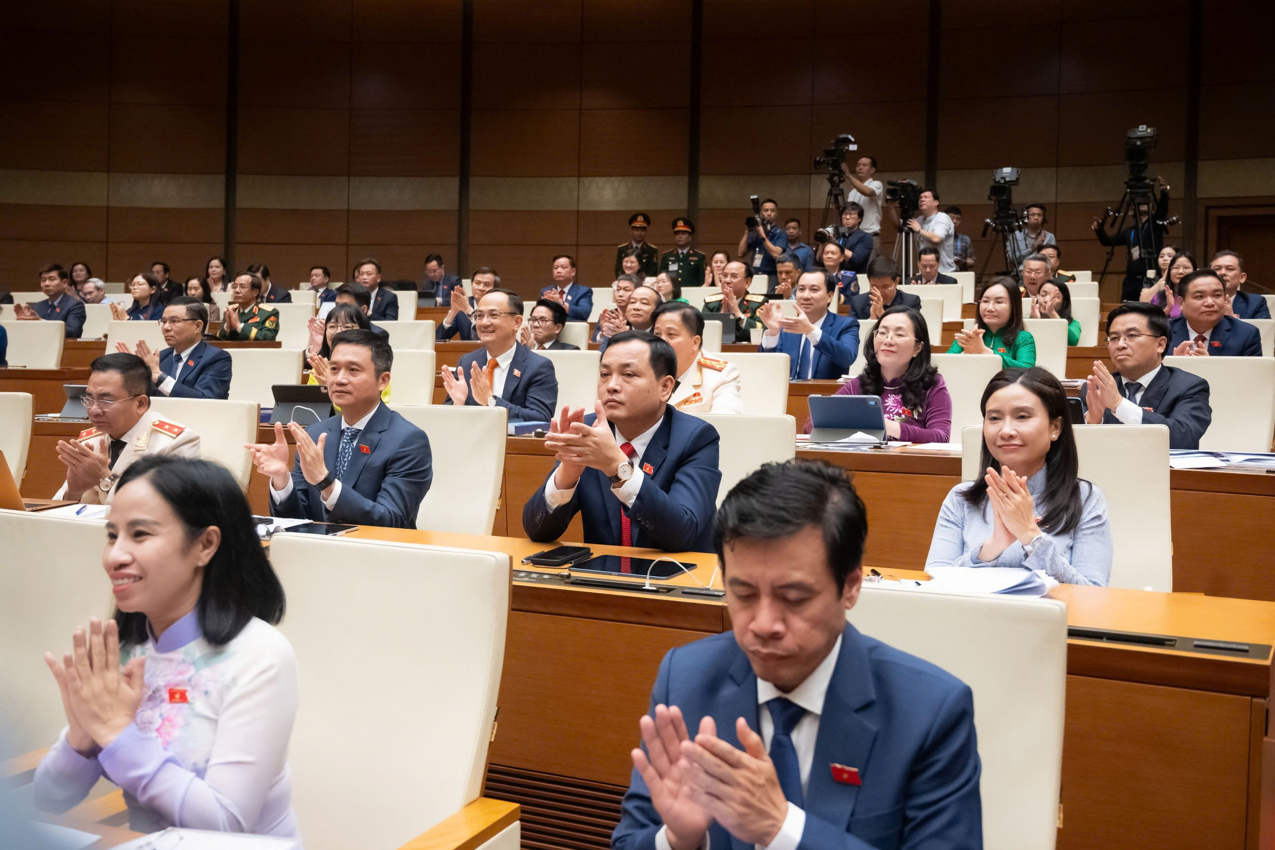 Quốc hội - Ảnh 1.