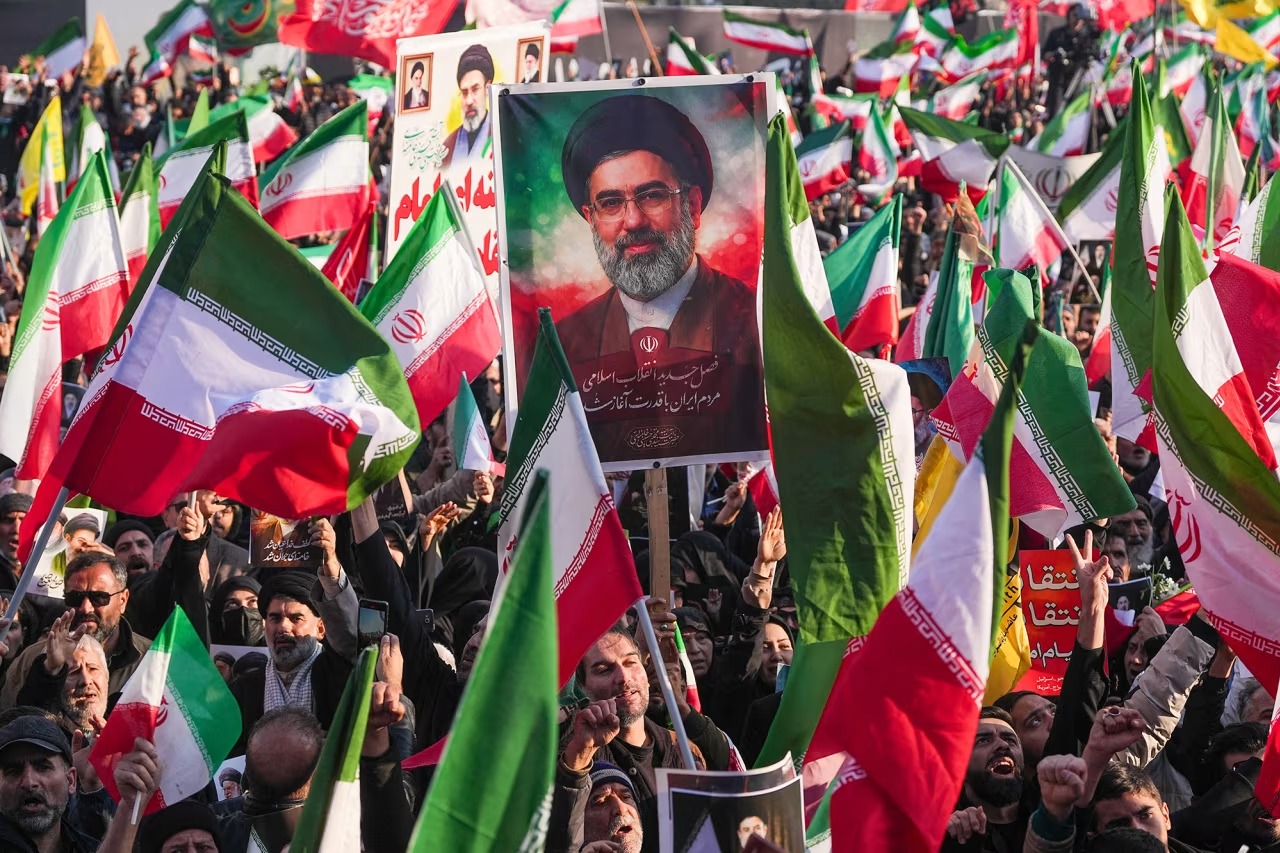 Đề xuất 10 điểm của Iran: Mỹ phải chấp nhận Iran làm giàu uranium, rút quân khỏi Trung Đông - Ảnh 1.