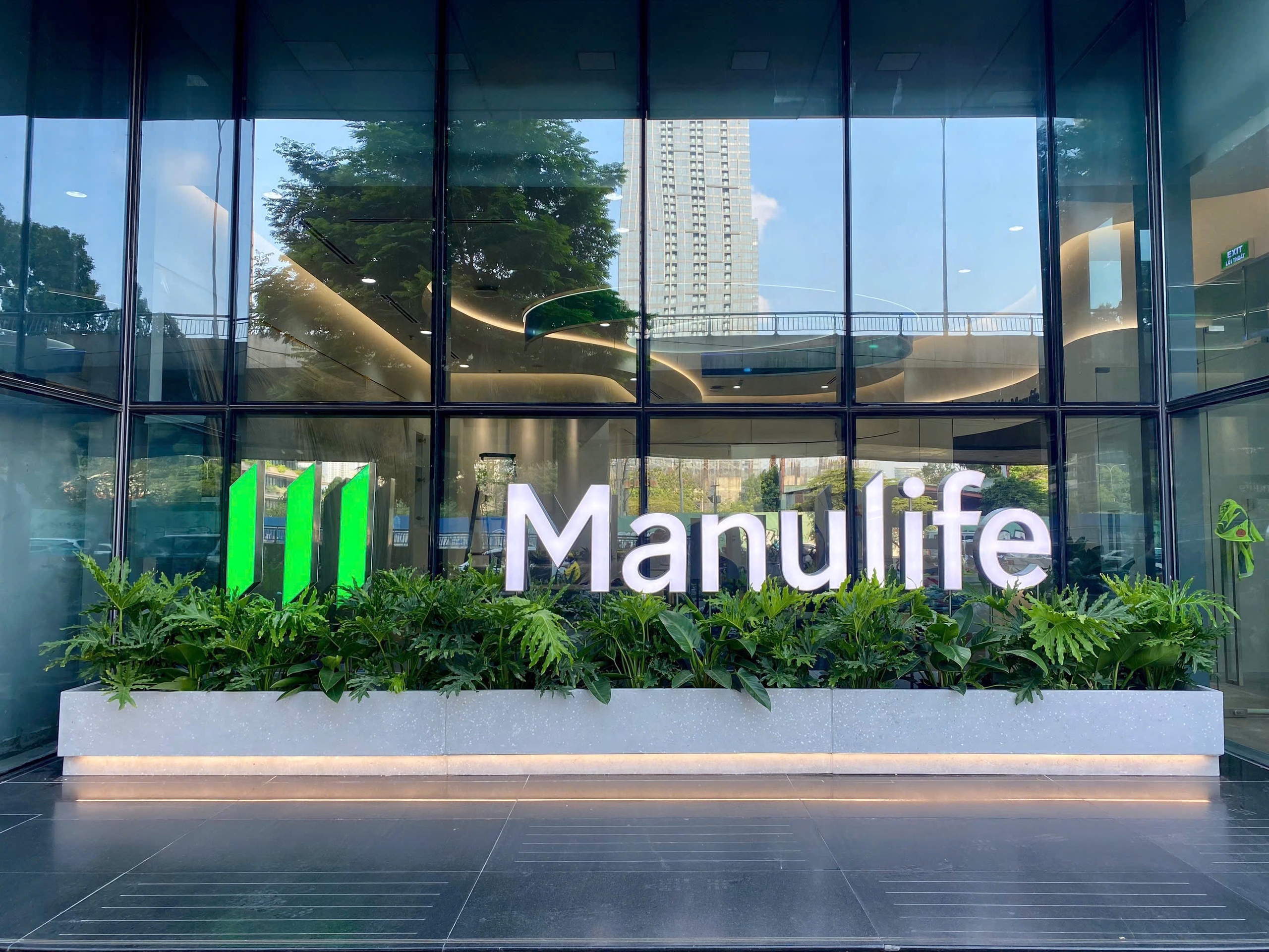 Manulife Việt Nam chi trả hơn 9.000 tỉ đồng quyền lợi bảo hiểm cho khách hàng trong năm 2025 - Ảnh 2.
