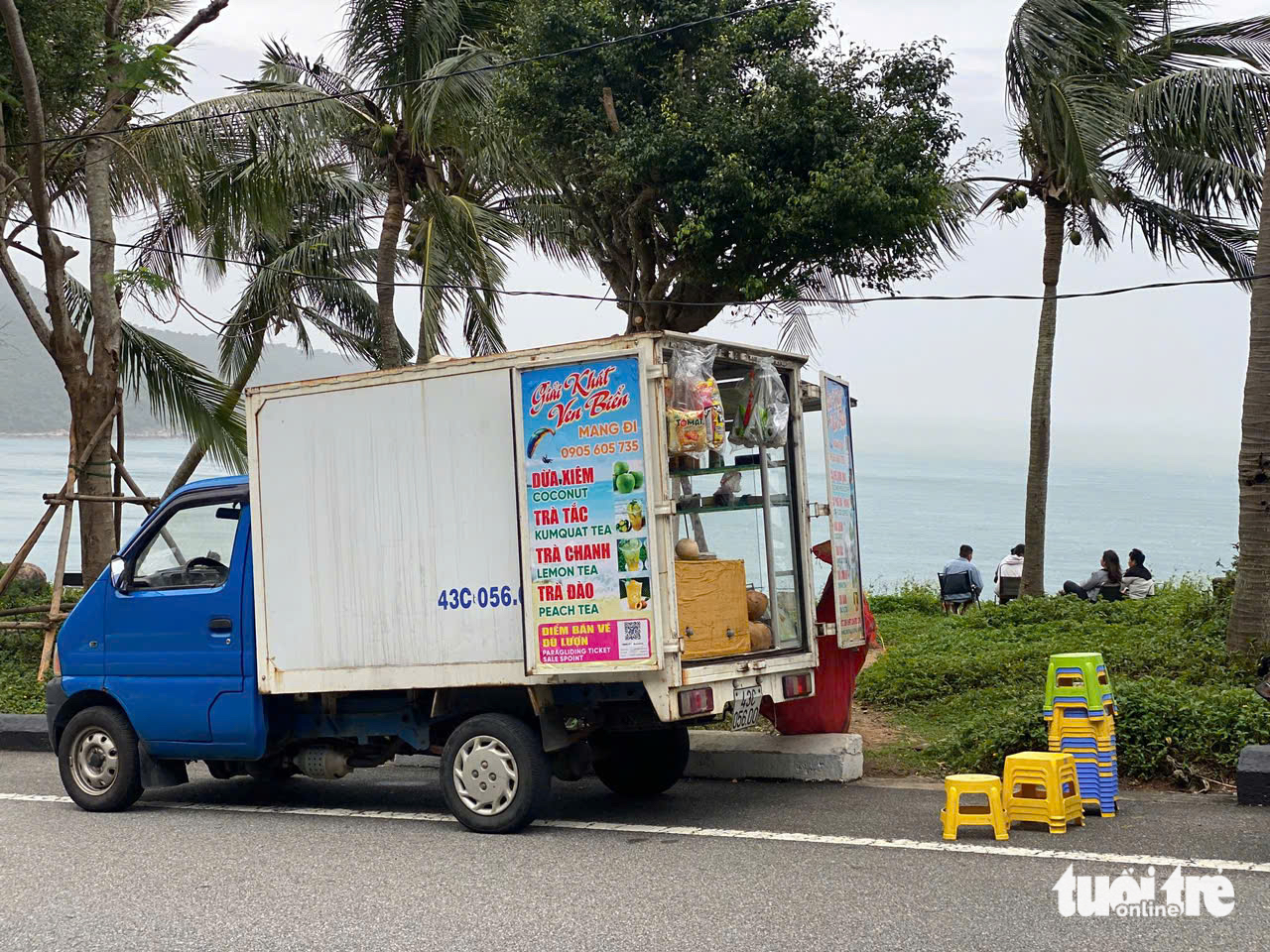 Xác minh clip người phụ nữ quăng ghế xuống vực ở bán đảo Sơn Trà - Ảnh 3.