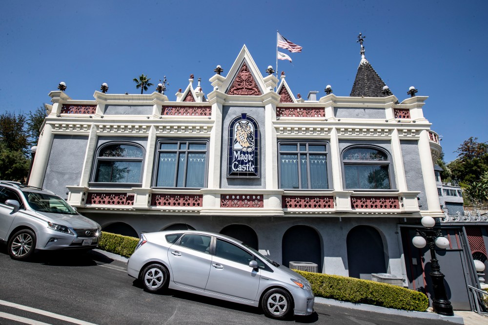 Hollywood - Ảnh 1.