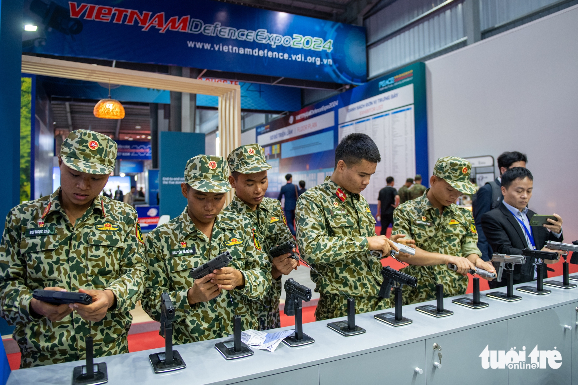 triển lãm quốc phòng - Ảnh 1.