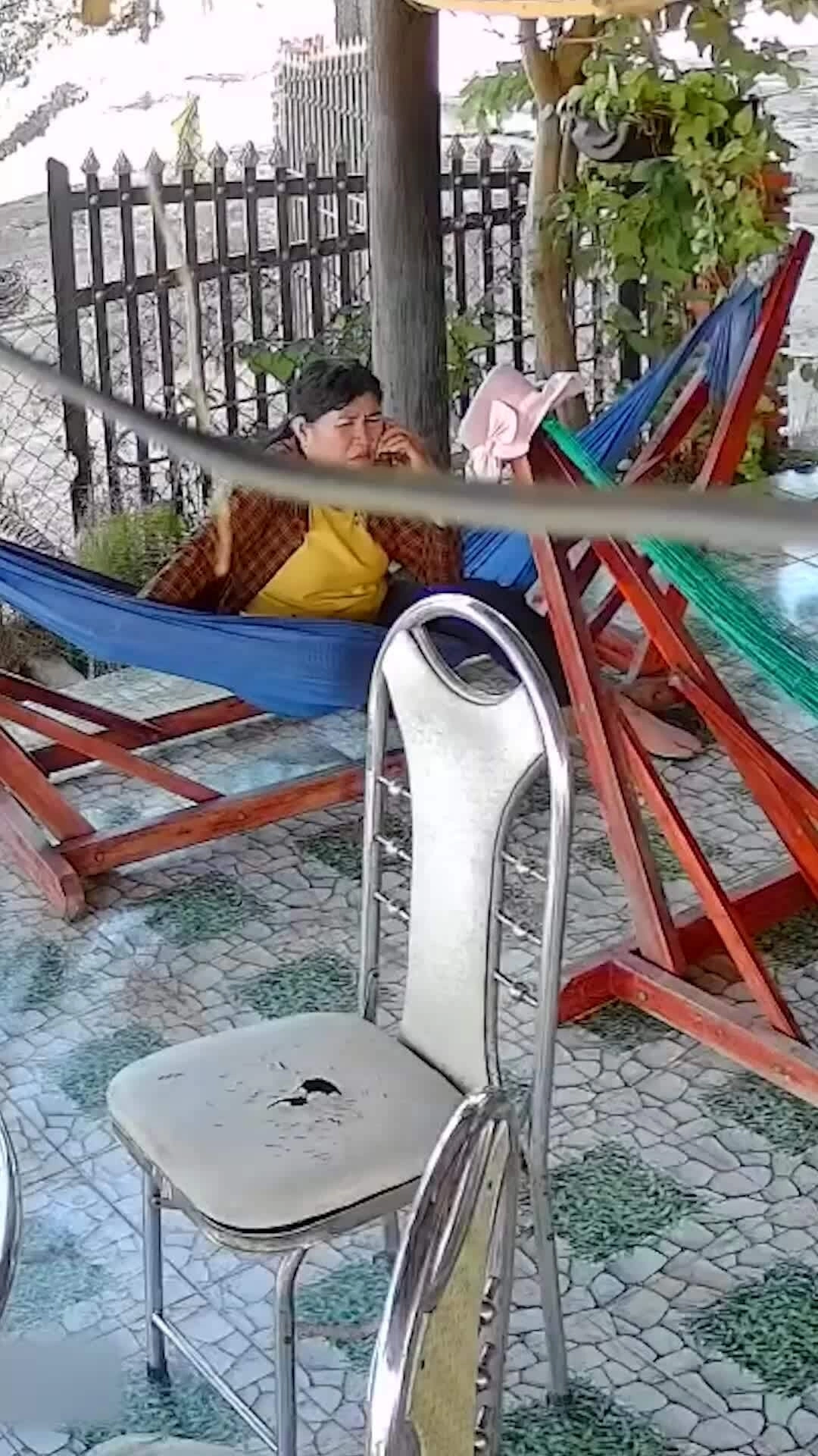 Tiếng va chạm lớn khi xe lao xuống vực ở Bàu Trắng