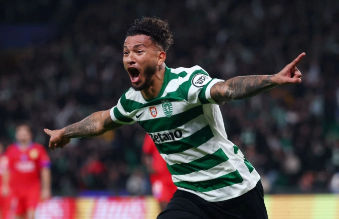 Luis Suarez mừng bàn ấn định tỷ số trong trận Sporting thắng PSG 2-1 ở lượt bảy vòng bảng Champions League trên sân Jose Alvalade, Lisbon, Bồ Đào Nha ngày 20/1/2026. Ảnh: Reuters