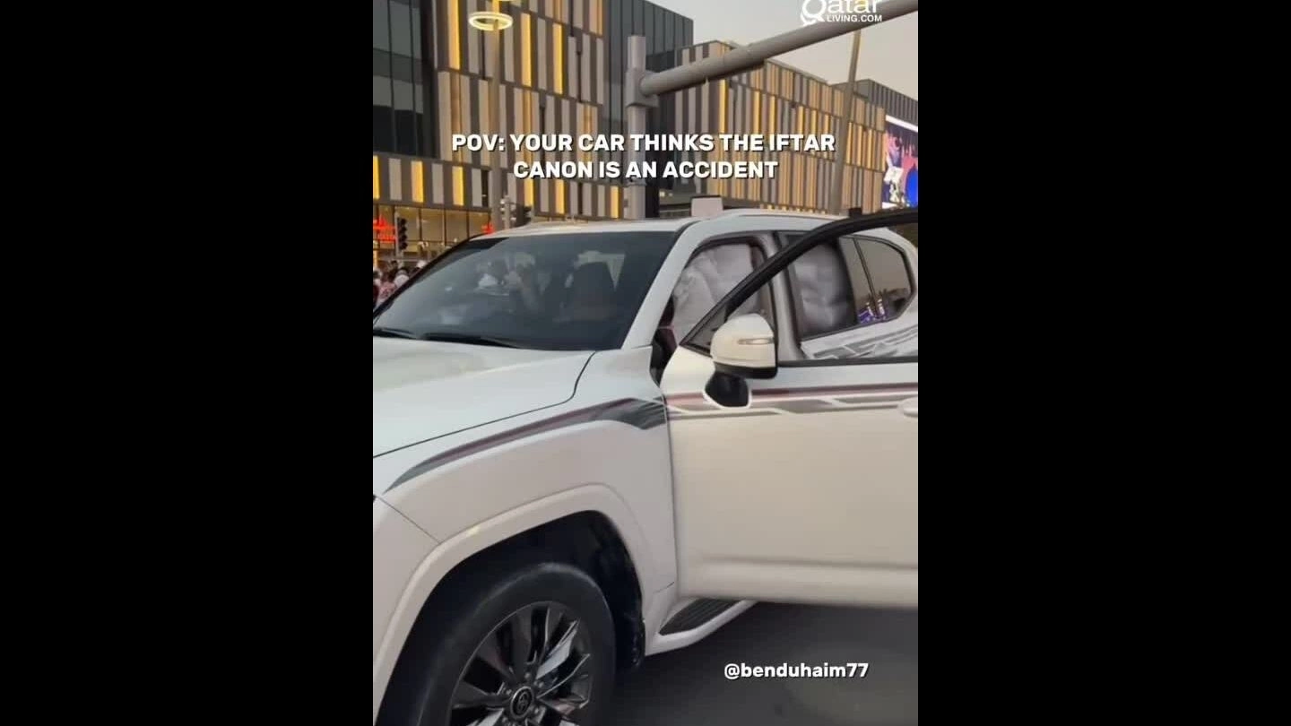 Toyota Việt Nam: túi khí rèm bung vì sóng xung kích