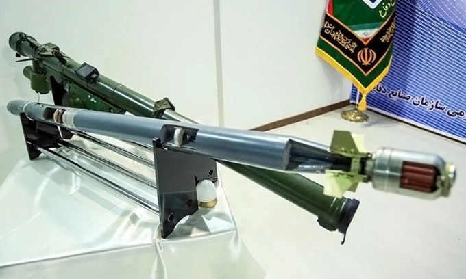 Tên lửa vác vai Misagh-3 của Iran trong ảnh công bố hồi năm 2017. Ảnh: Tasnim