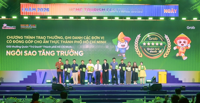 Grab Việt Nam vinh danh loạt quán ăn tiêu biểu tại lễ trao giải Quán Trứ danh TP HCM. Ảnh: Như Quỳnh