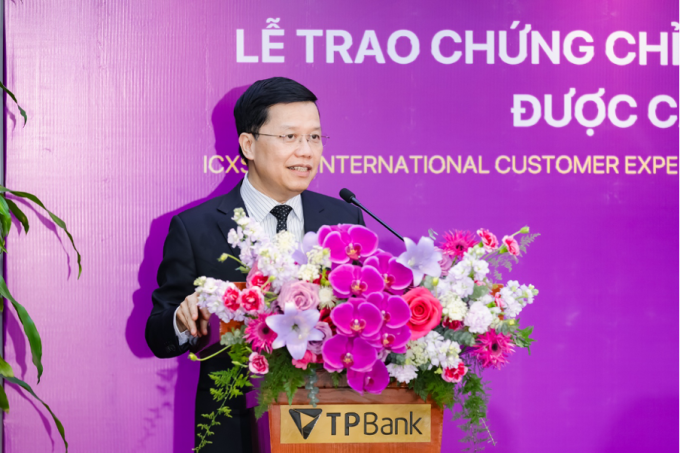 Ông Nguyễn Hưng, Tổng giám đốc TPBank phát biểu tại lễ trao chứng chỉ ICXS2019 Ảnh: TPBank