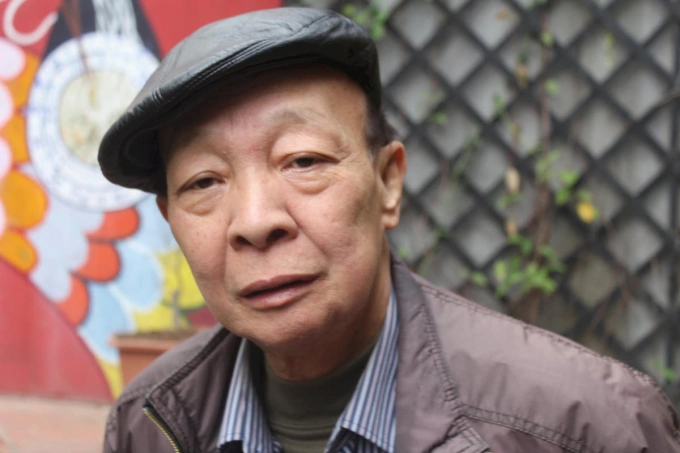 Nhà thơ Nguyễn Đức Mậu. Ảnh: Hoàng Thu Phố