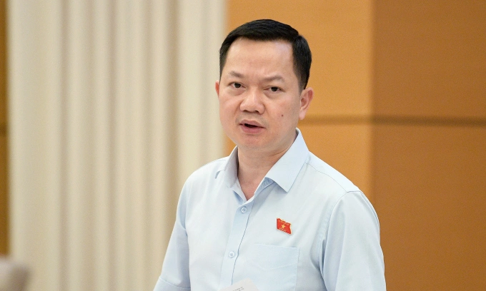 Đại biểu Trịnh Xuân An, Ủy viên chuyên trách Ủy ban Quốc phòng, An ninh và Đối ngoại, tại phiên thảo luận tổ. Ảnh: Hoàng Phong