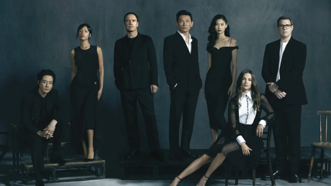 Dàn sao đóng phim Hope của Na Hong Jin, từ trái qua: Jo In Sung, Taylor Russell, Michael Fassbender, Hwang Jung Min, Jung Ho Yeon, Alicia Vikander và Cameron Britton. Ảnh: PlusM Entertainment